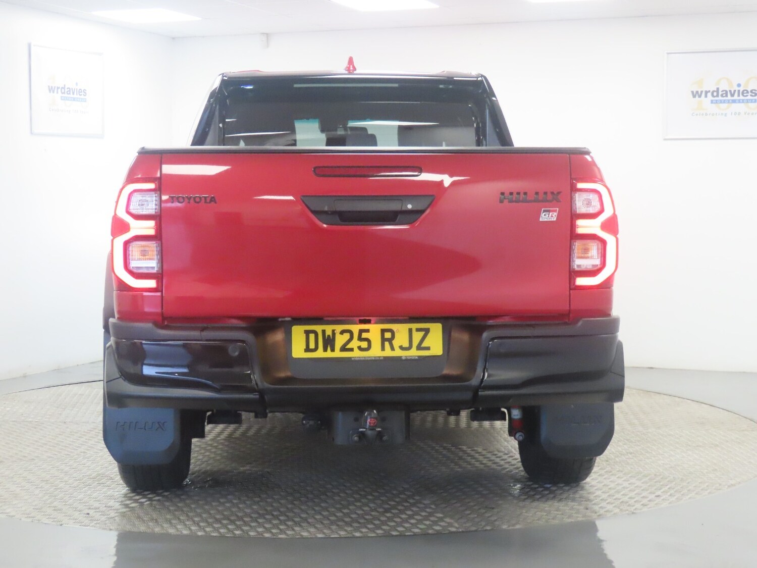 Used Toyota Hilux 2025 for sale - 77178096: Photo 6