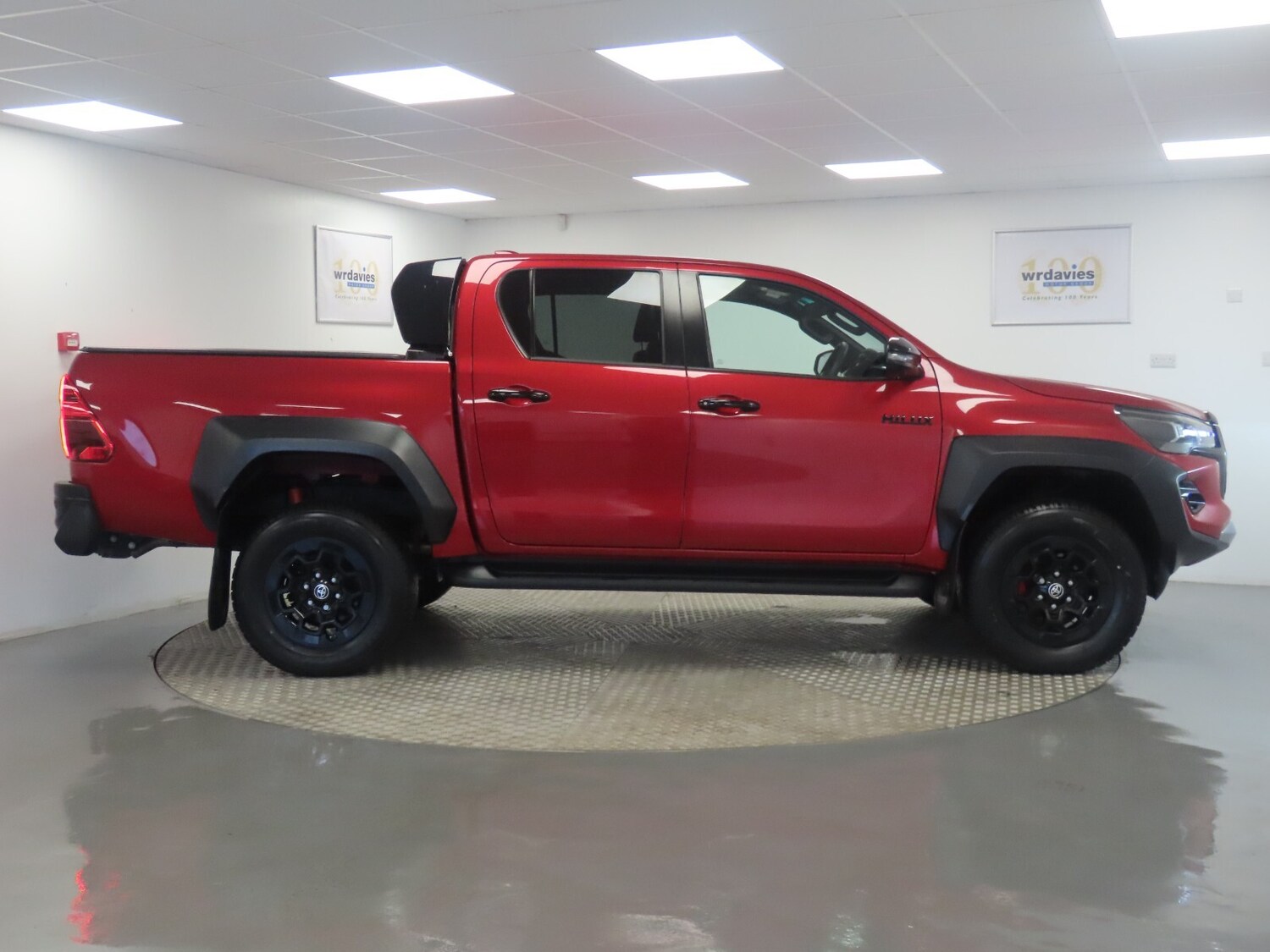 Used Toyota Hilux 2025 for sale - 77178096: Photo 8