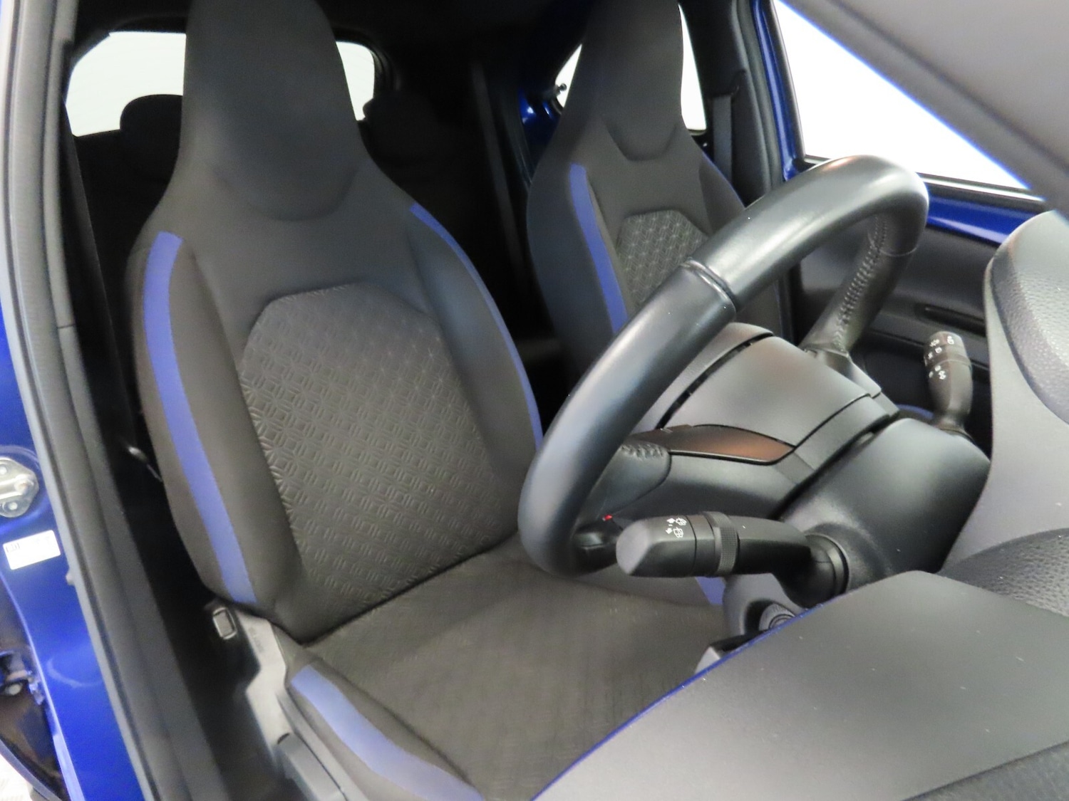 Used Toyota Aygo X 2023 for sale - 76390195: Photo 15