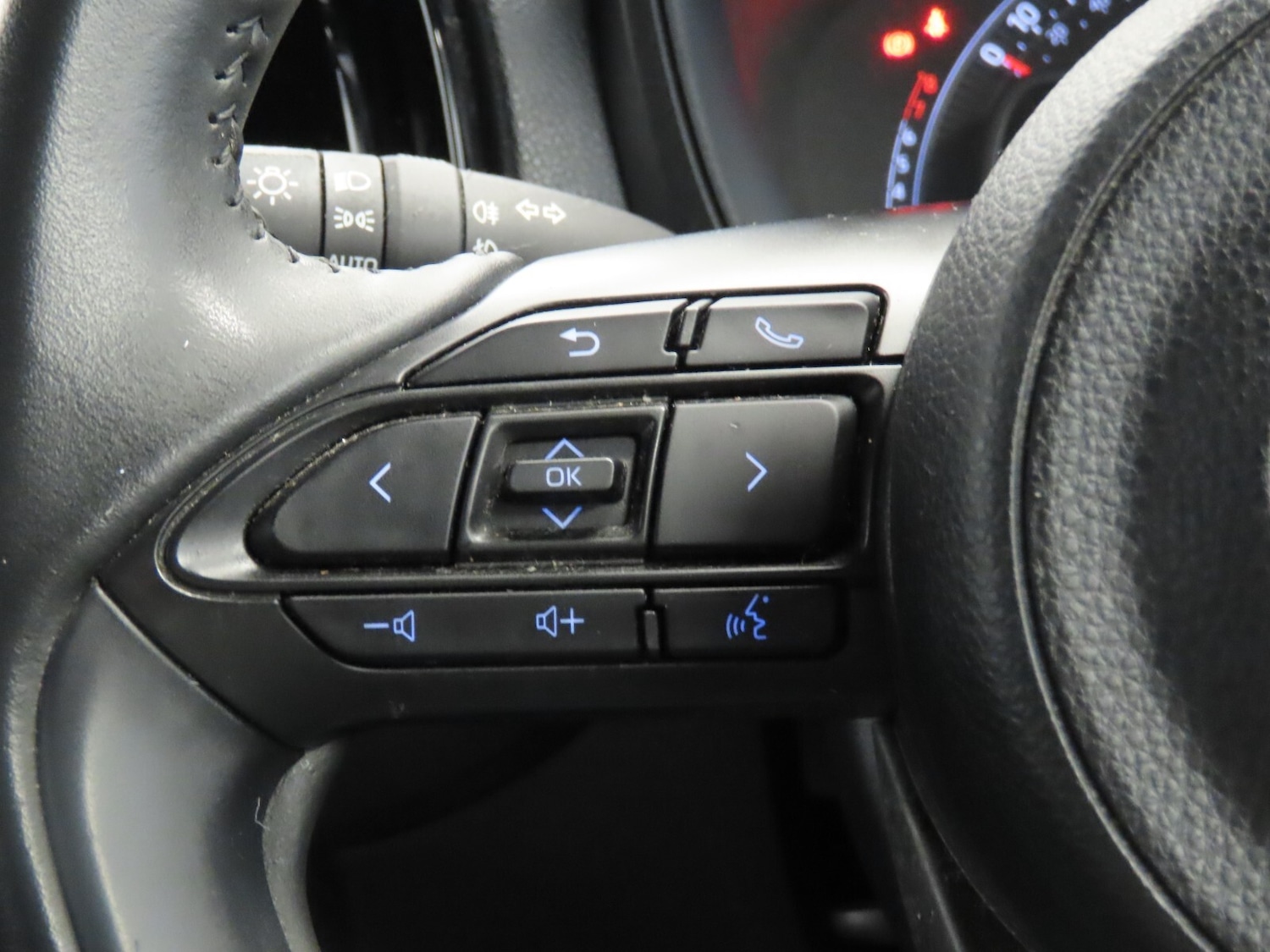 Used Toyota Aygo X 2023 for sale - 76390195: Photo 19