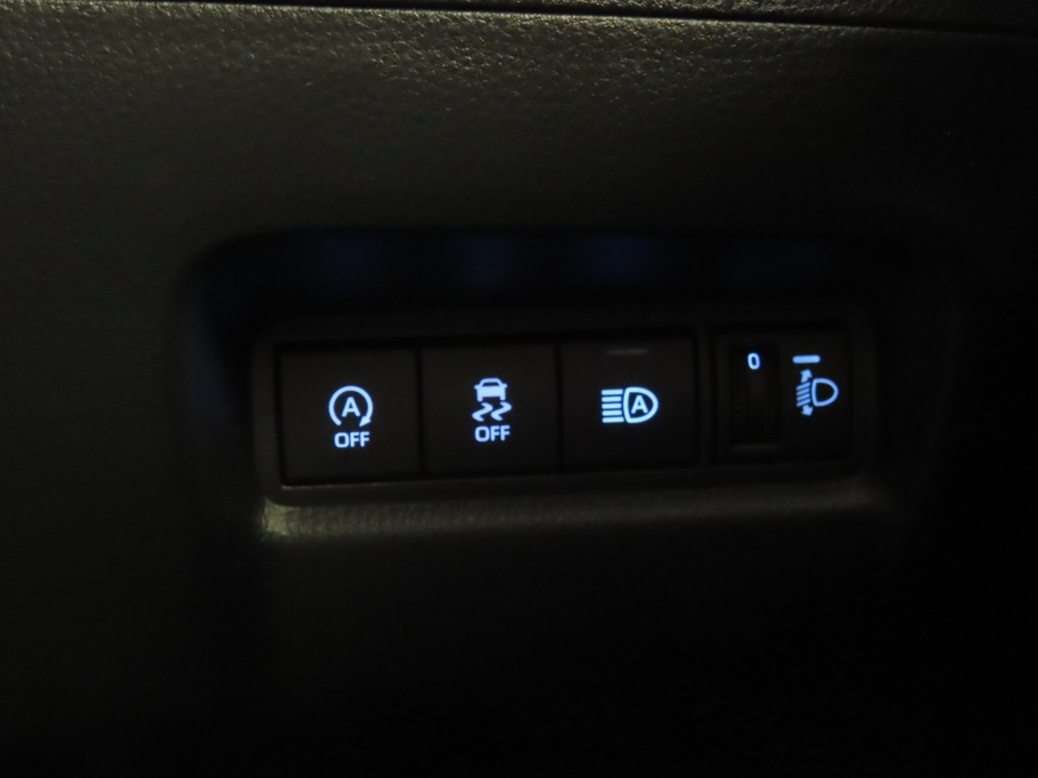 Used Toyota Aygo X 2023 for sale - 76390195: Photo 27