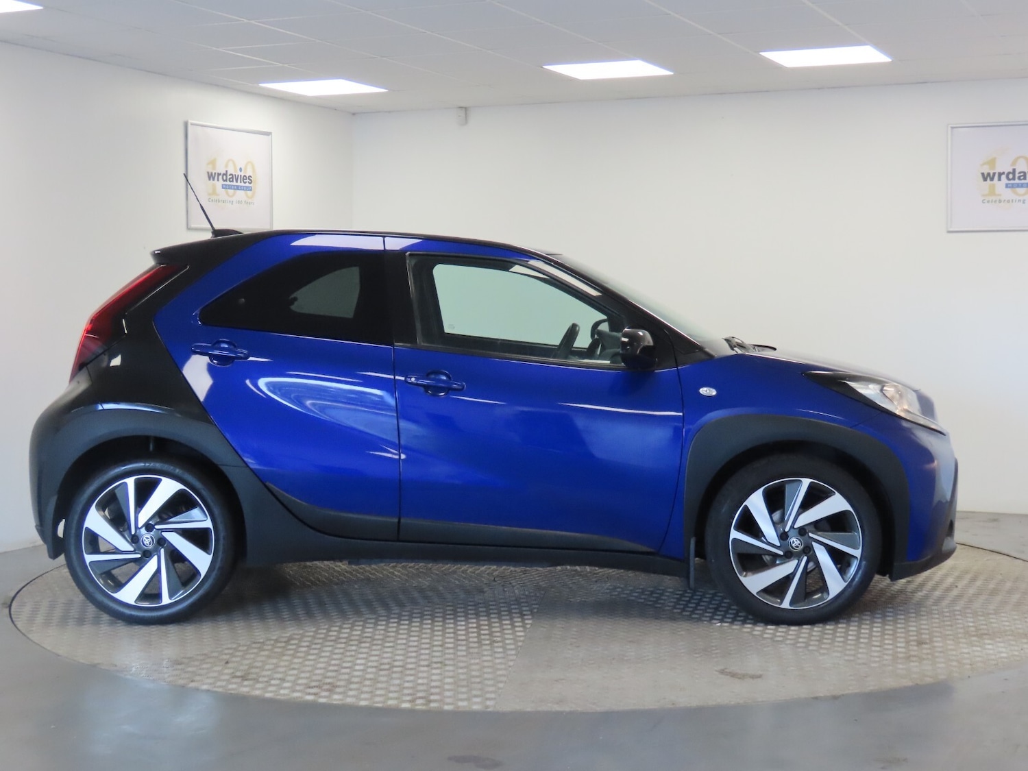Used Toyota Aygo X 2023 for sale - 76390195: Photo 8