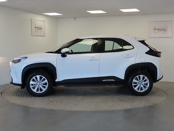 Used Toyota Yaris Cross 2023 for sale - 77247941: Photo