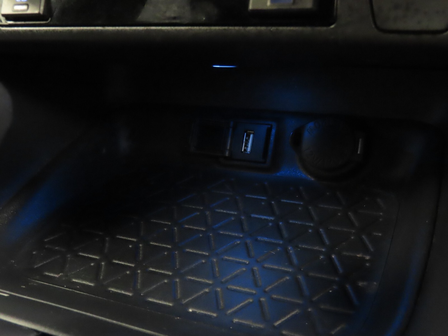 Used Toyota RAV4 2022 for sale - 76404687: Photo 27