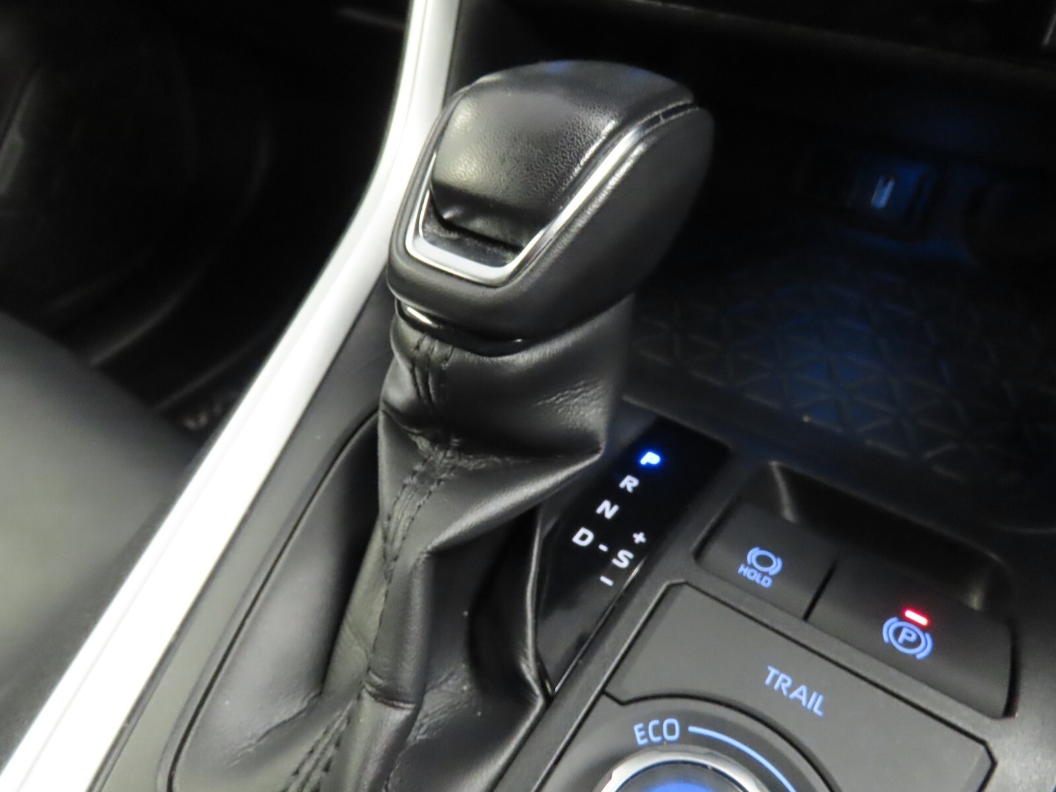 Used Toyota RAV4 2022 for sale - 76404687: Photo 28