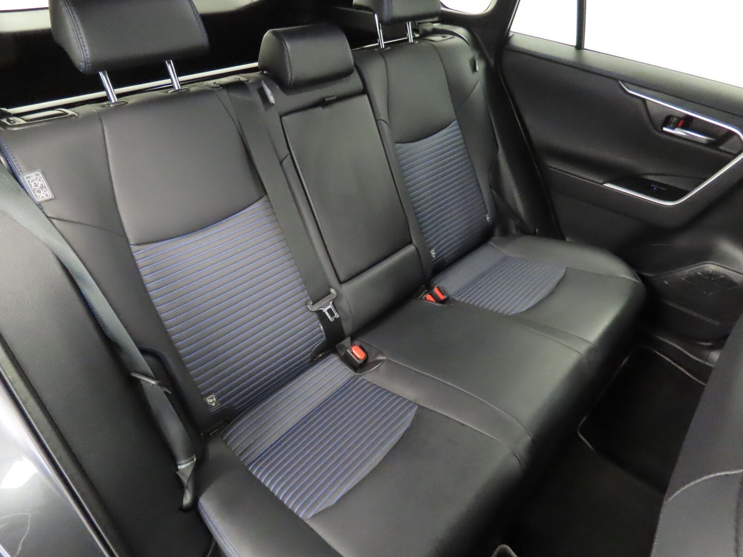 Used Toyota RAV4 2022 for sale - 76404687: Photo 35