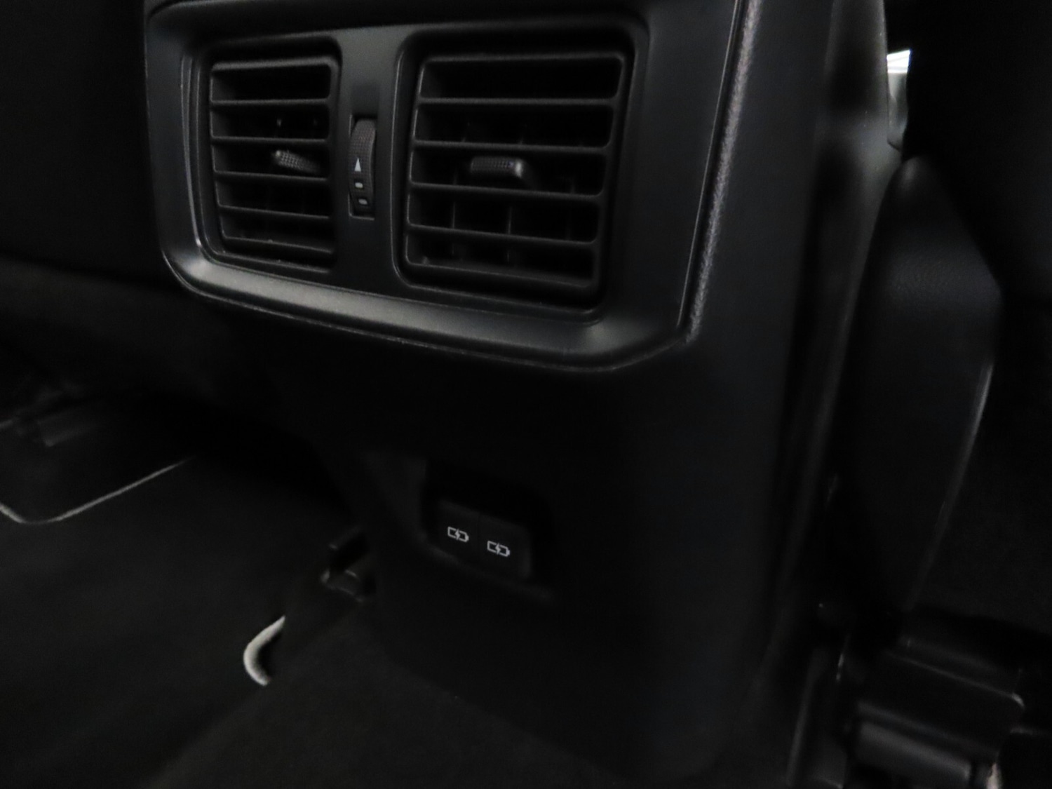 Used Toyota RAV4 2022 for sale - 76404687: Photo 36