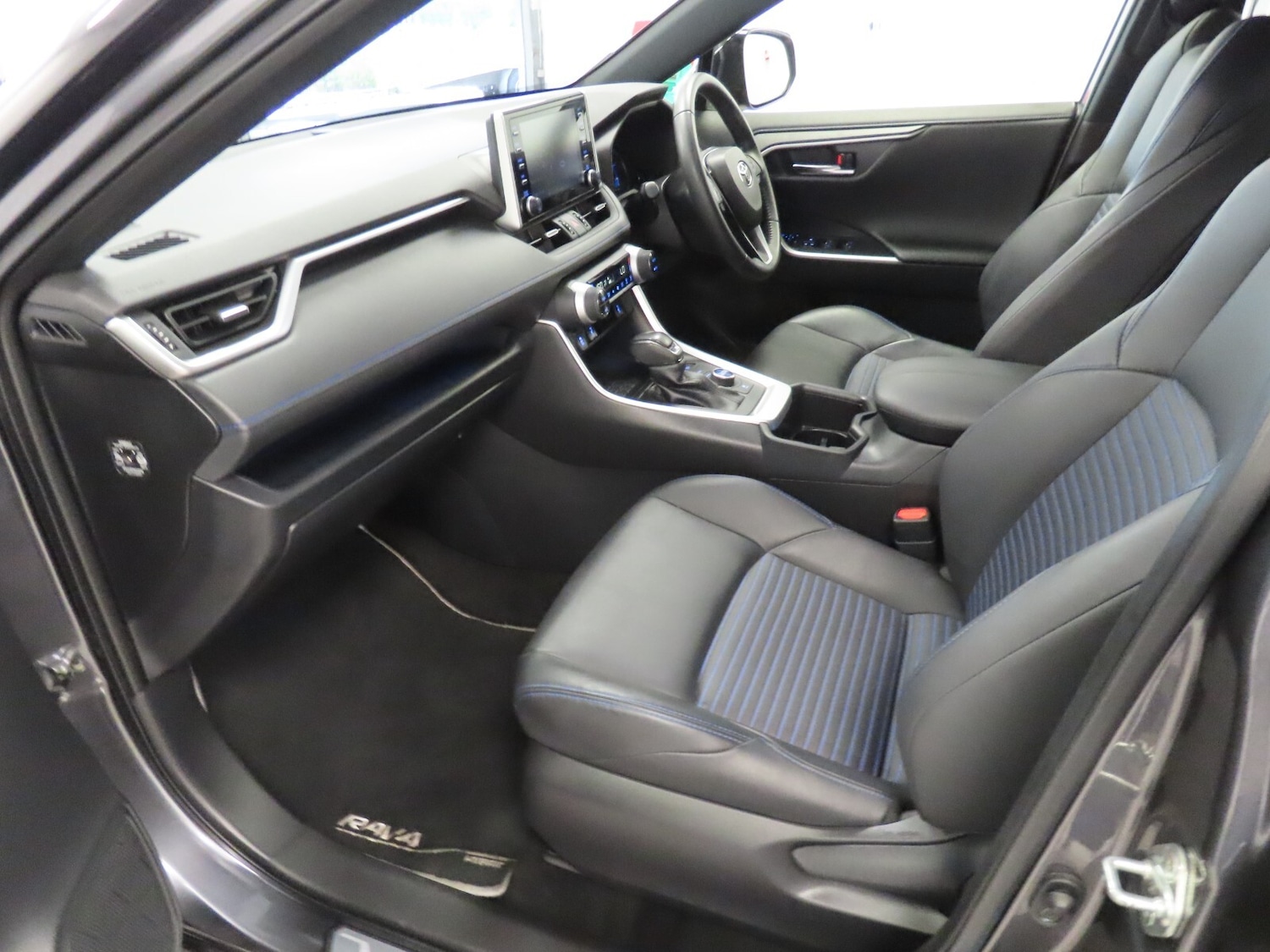 Used Toyota RAV4 2022 for sale - 76404687: Photo 41