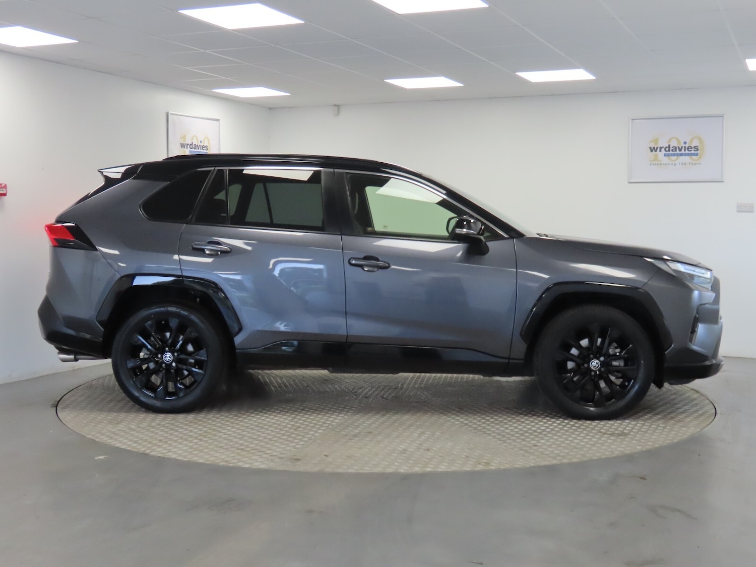 Used Toyota RAV4 2022 for sale - 76404687: Photo 9