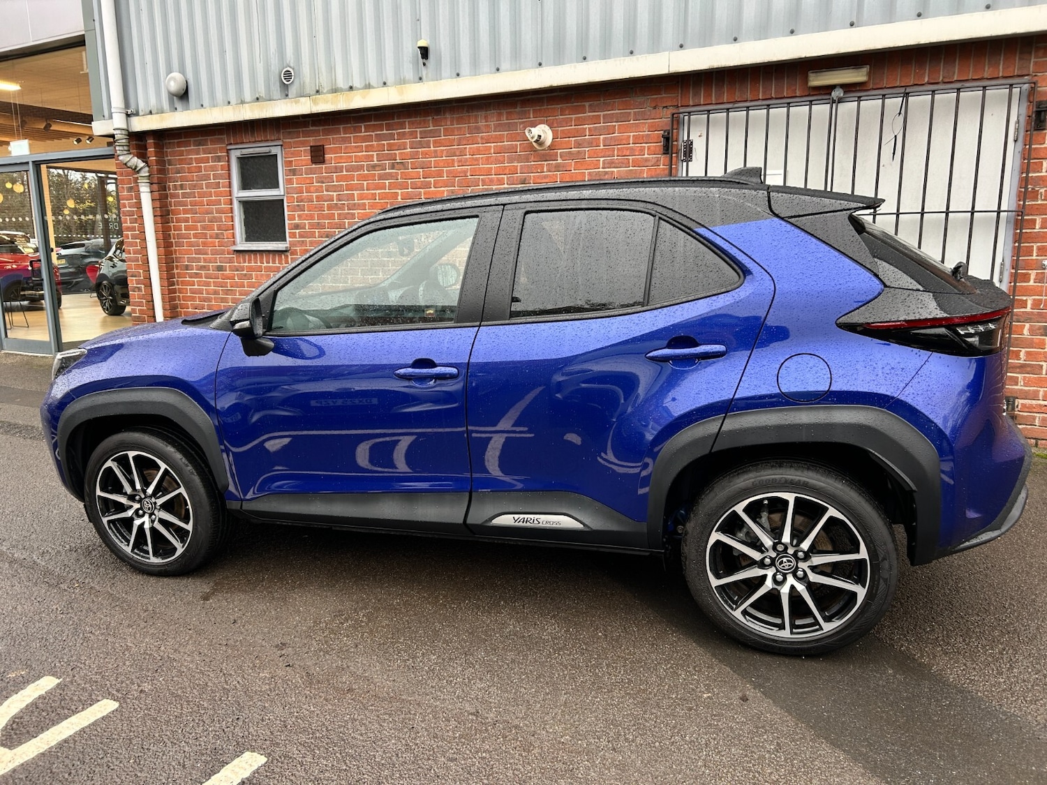 Used Toyota Yaris Cross 2023 for sale - 76602996: Photo 5