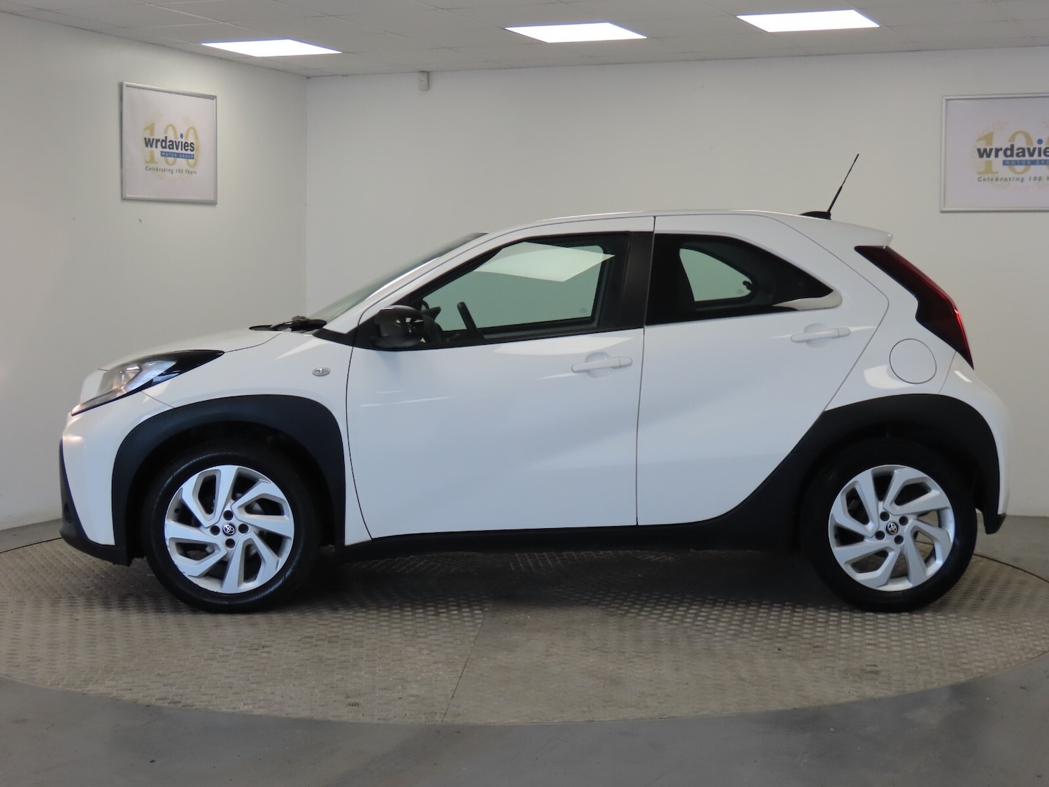 Used Toyota Aygo X 2022 for sale - 77413883: Photo 4