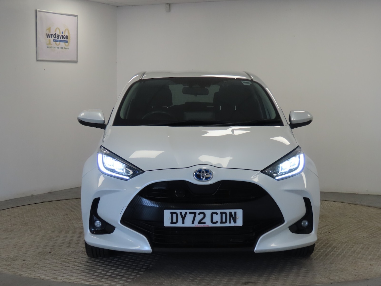 Used Toyota Yaris 2022 for sale - 77499669: Photo 2