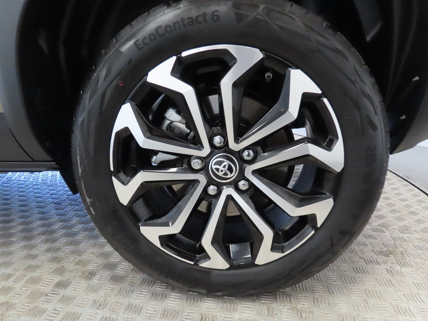 Used Toyota Yaris Cross 2025 for sale - 76276563: Photo 12