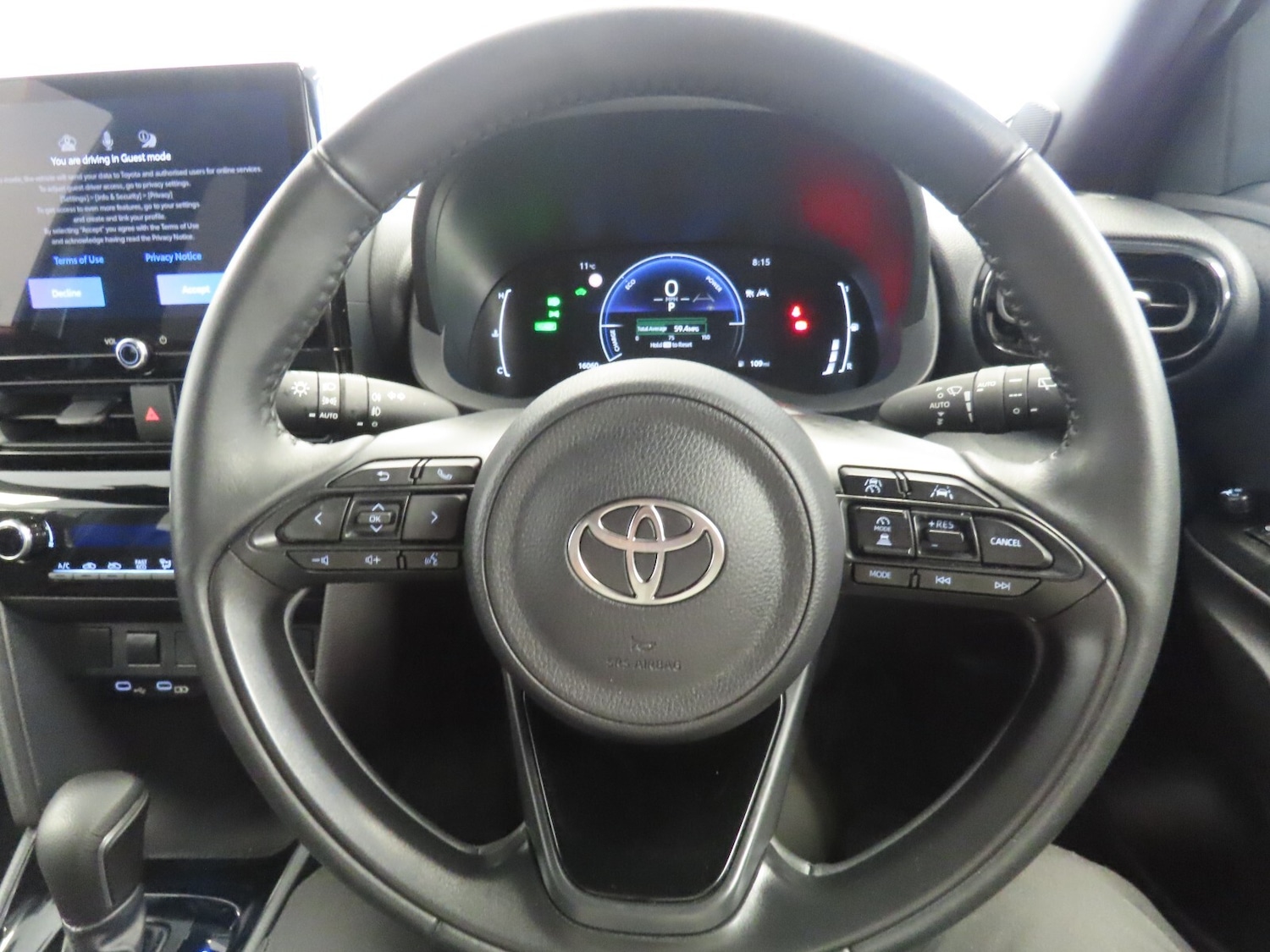 Used Toyota Yaris Cross 2025 for sale - 76276563: Photo 18