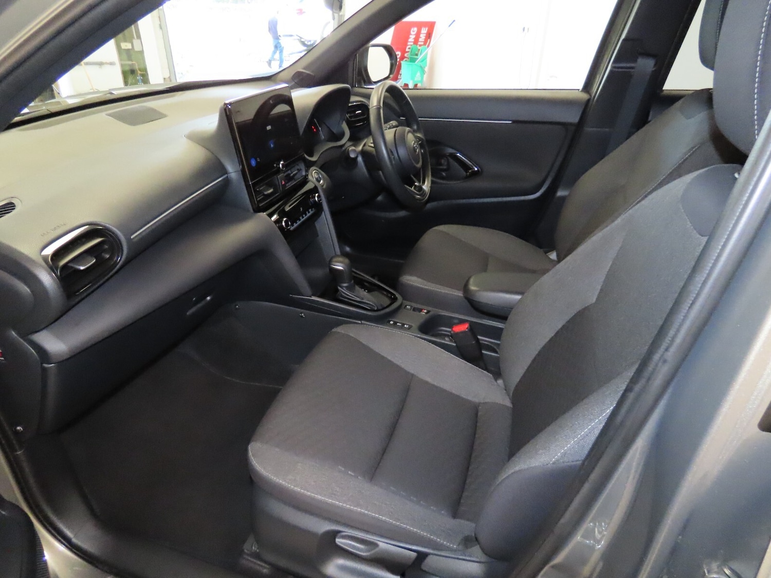 Used Toyota Yaris Cross 2025 for sale - 76276563: Photo 37