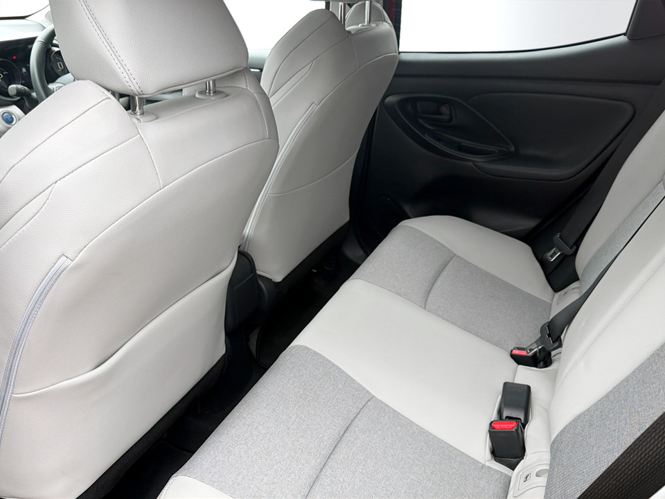 Used Toyota Yaris 2023 for sale - 77988464: Photo 24