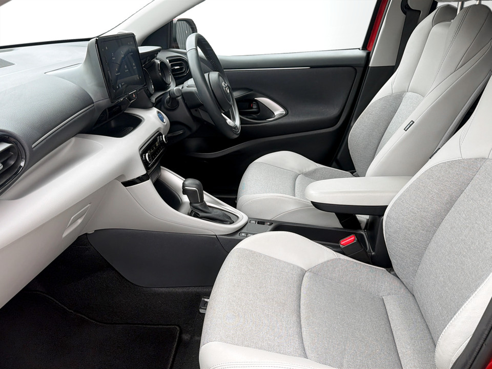 Used Toyota Yaris 2023 for sale - 77988464: Photo 33