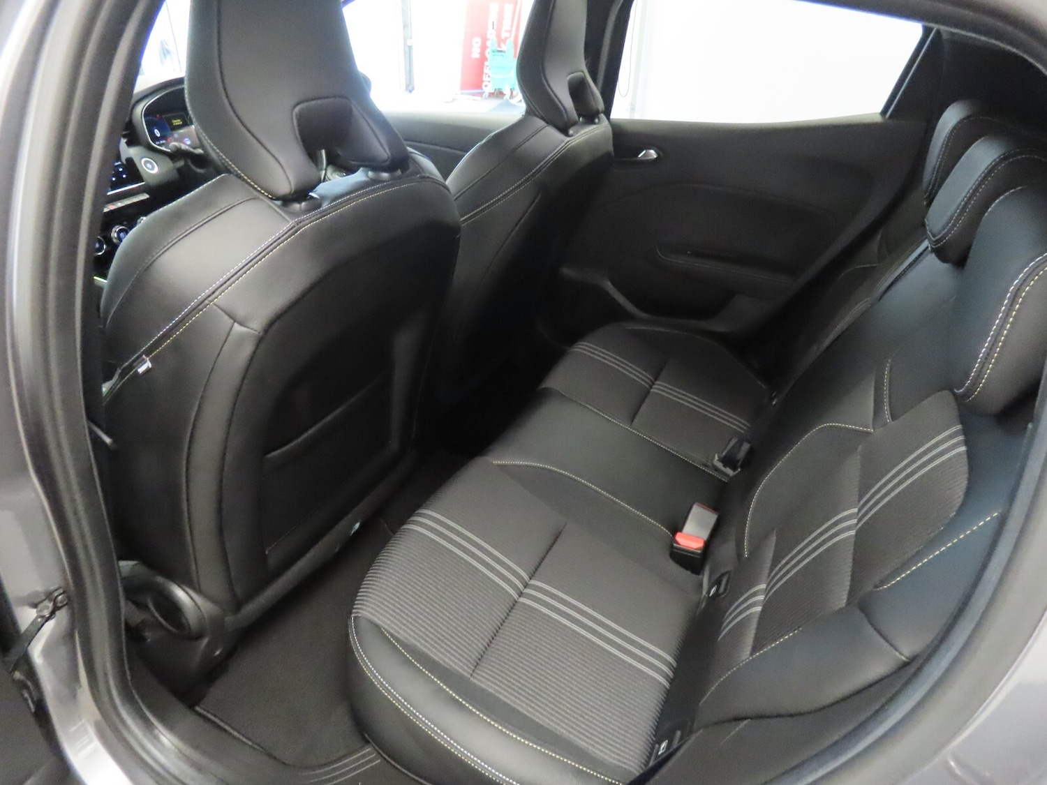 Used Renault Clio 2023 for sale - 77762775: Photo 34