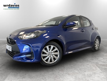 Used Toyota Yaris 2023 for sale - 78158716: Photo