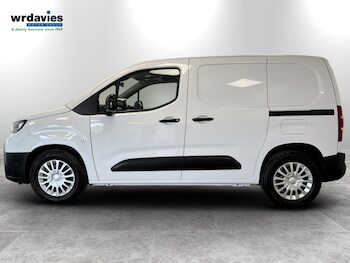 Used Toyota ProAce 2024 for sale - 78542585: Photo