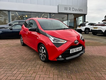 2020 - 1.0 VVT-i X-Trend TSS 5dr