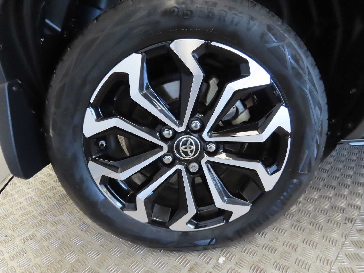 Used Toyota Yaris Cross 2022 for sale - 76276602: Photo 11