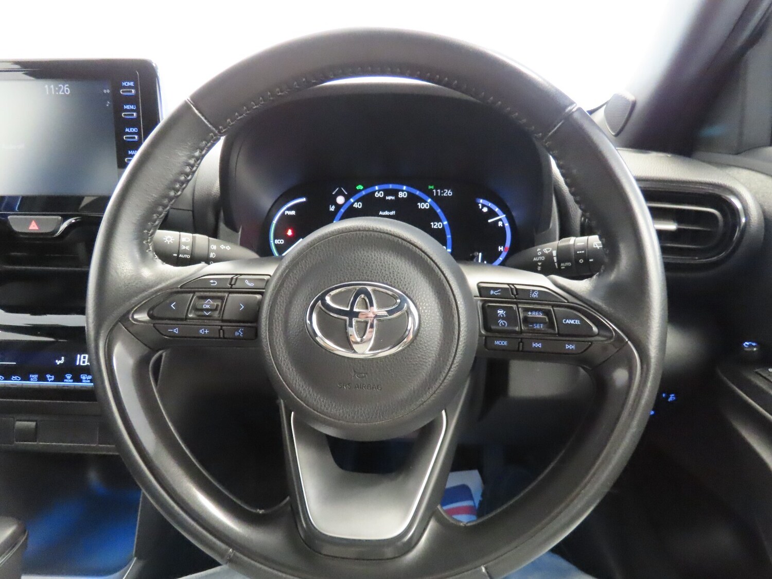 Used Toyota Yaris Cross 2022 for sale - 76276602: Photo 18