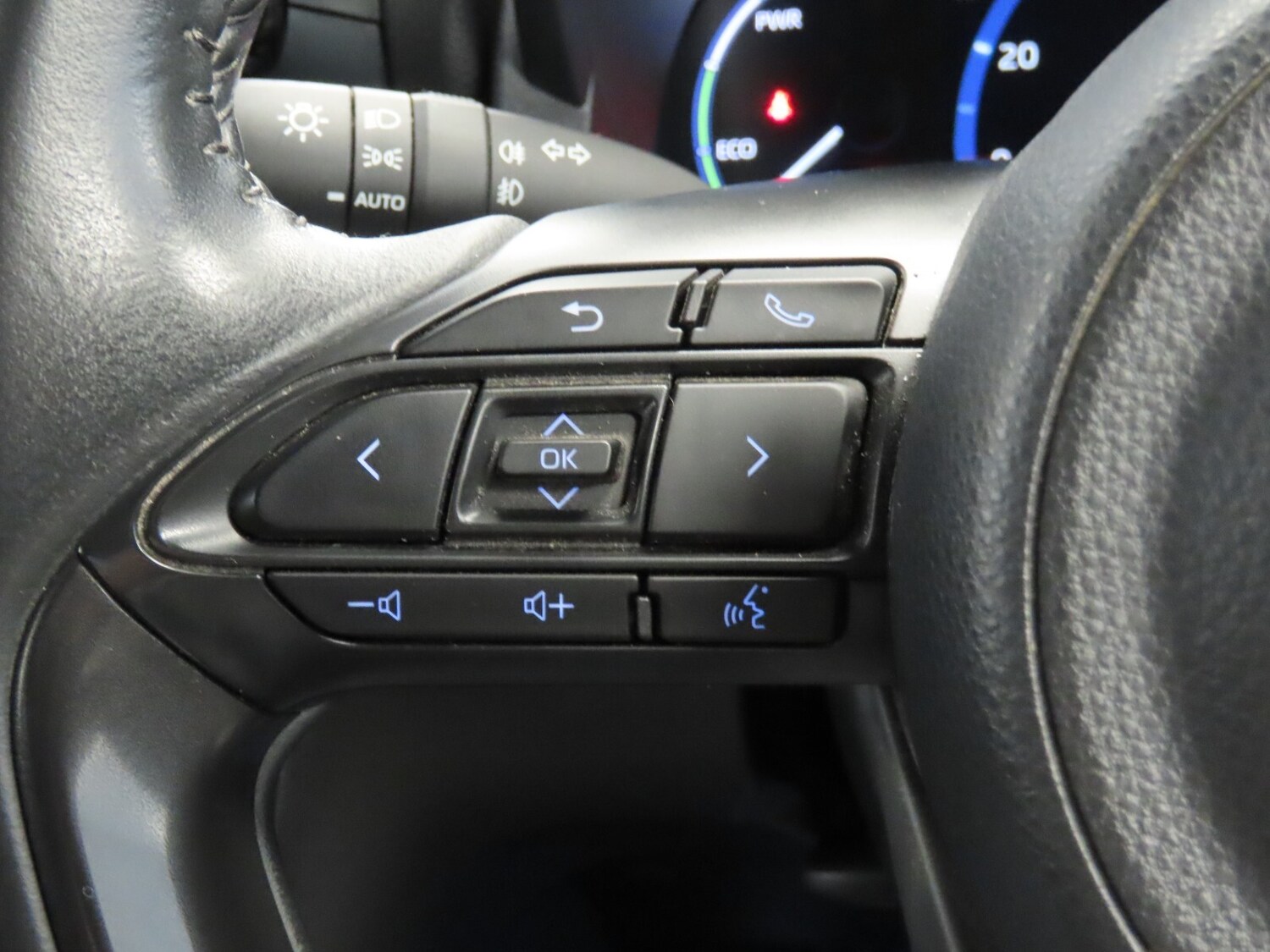 Used Toyota Yaris Cross 2022 for sale - 76276602: Photo 20