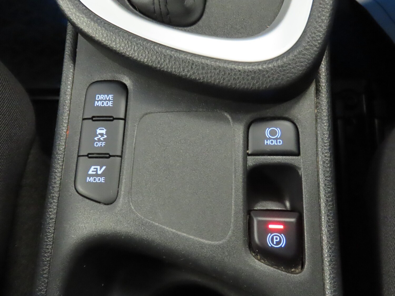 Used Toyota Yaris Cross 2022 for sale - 76276602: Photo 27