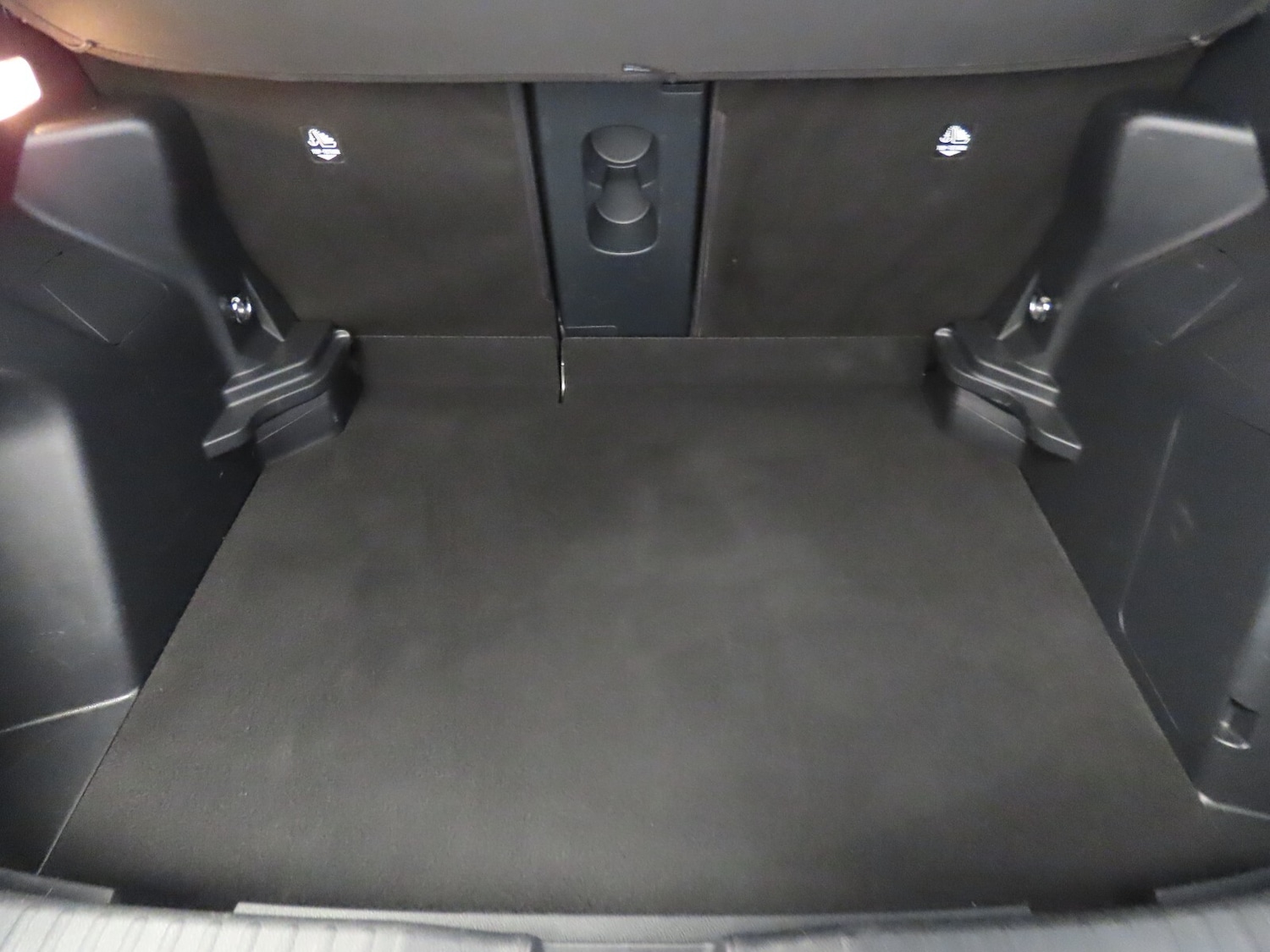 Used Toyota Yaris Cross 2022 for sale - 76276602: Photo 33