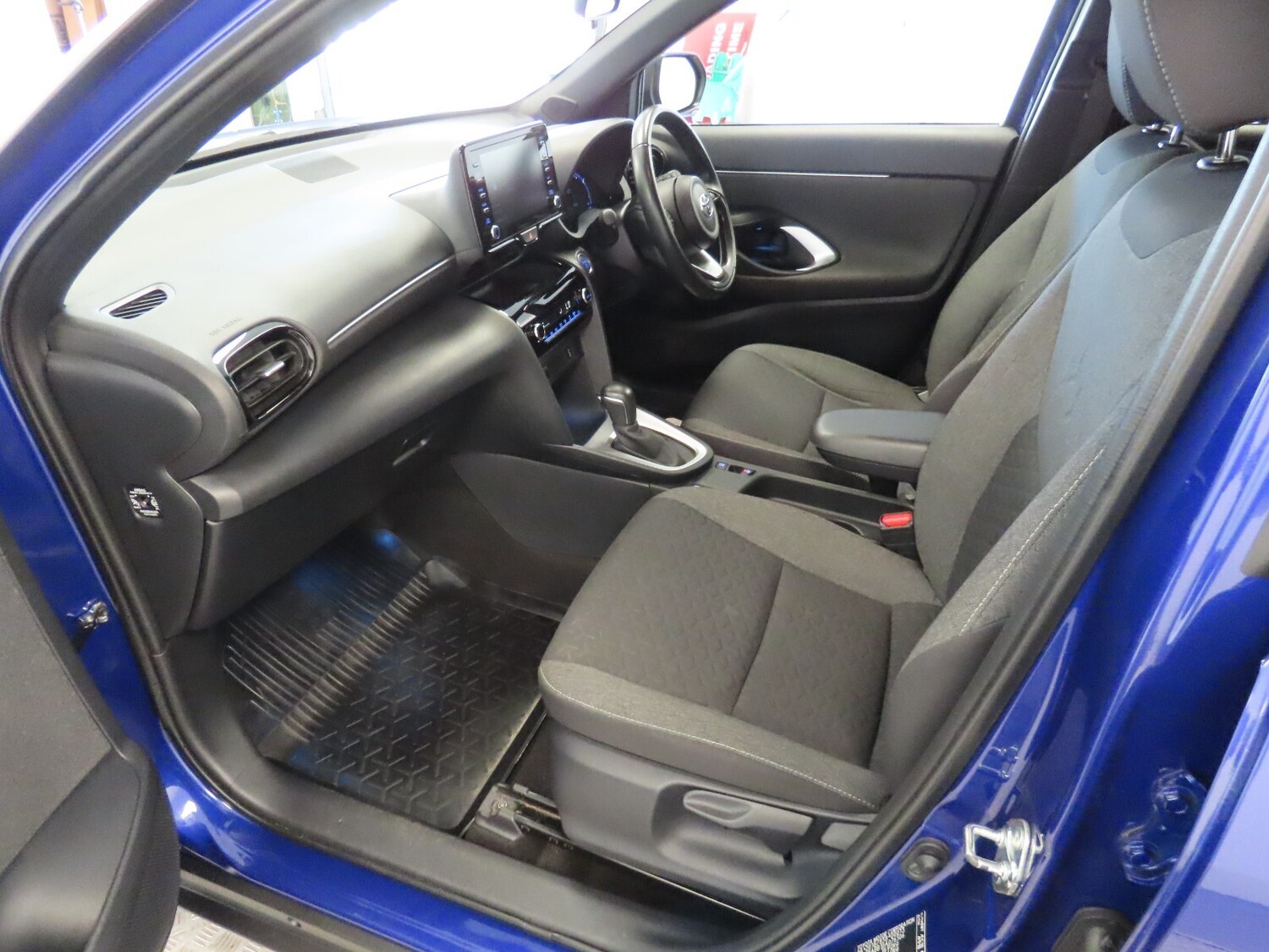 Used Toyota Yaris Cross 2022 for sale - 76276602: Photo 37