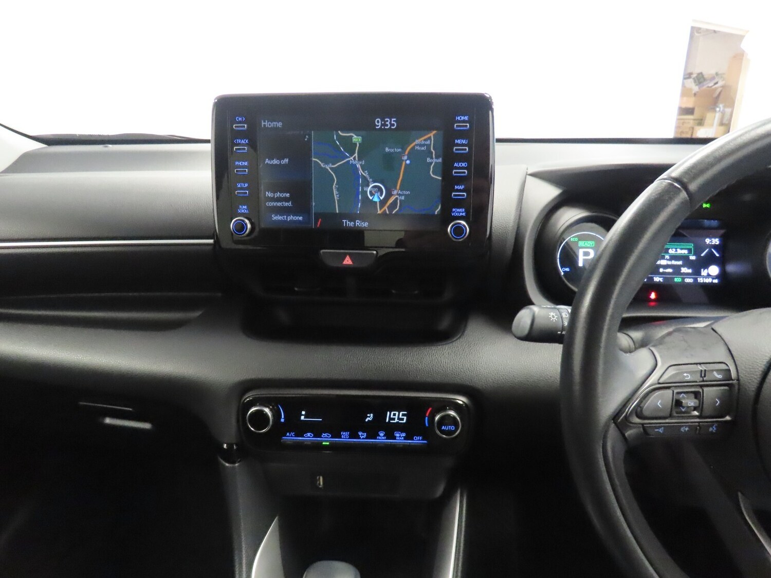 Used Toyota Yaris 2023 for sale - 76321971: Photo 23