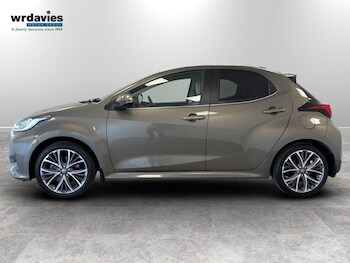 Used Toyota Yaris 2022 for sale - 78158804: Photo