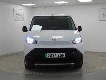 Used Toyota ProAce 2024 for sale - 76647869: Photo