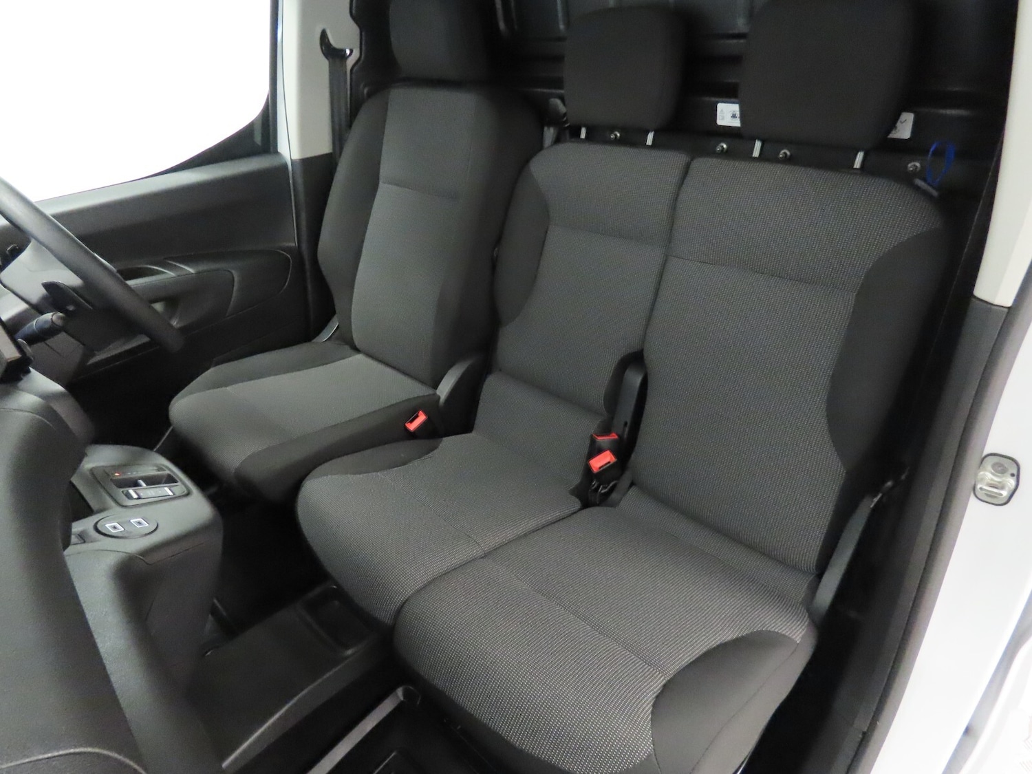 Used Toyota ProAce 2024 for sale - 76647869: Photo 35