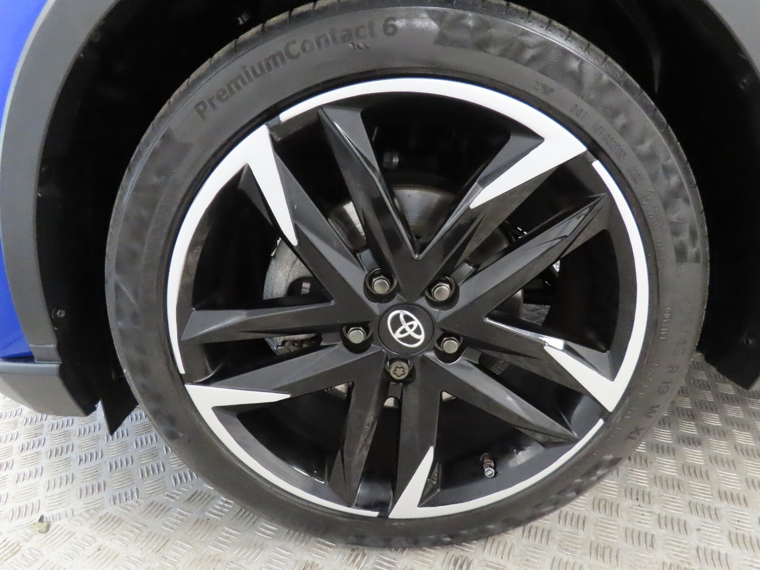 Used Toyota C-HR 2022 for sale - 76276229: Photo 13