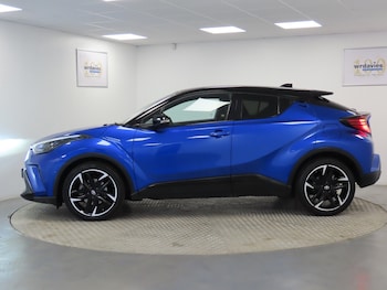 Used Toyota C-HR 2022 for sale - 76276229: Photo