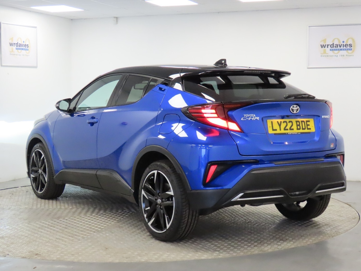 Used Toyota C-HR 2022 for sale - 76276229: Photo 5