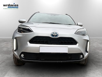 Used Toyota Yaris Cross 2024 for sale - 77965186: Photo