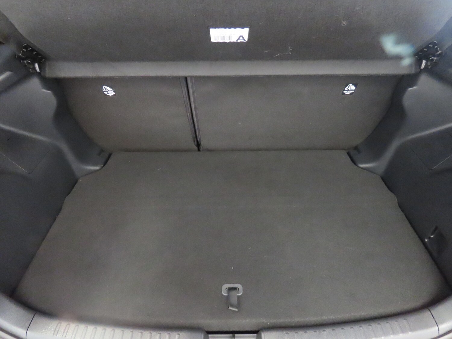 Used Toyota Yaris 2024 for sale - 76452095: Photo 33