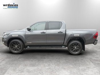 Used Toyota Hilux 2025 for sale - 79182094: Photo