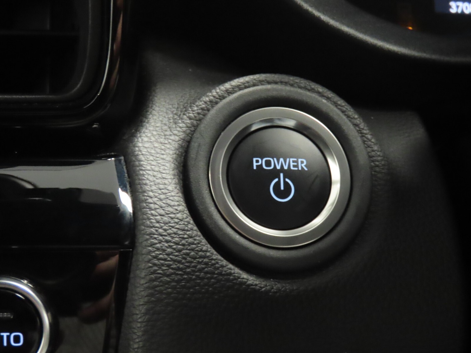 Used Toyota Yaris Cross 2025 for sale - 76321852: Photo 21