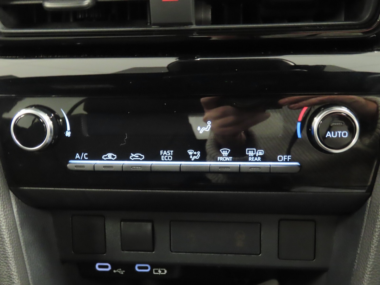 Used Toyota Yaris Cross 2025 for sale - 76321852: Photo 23