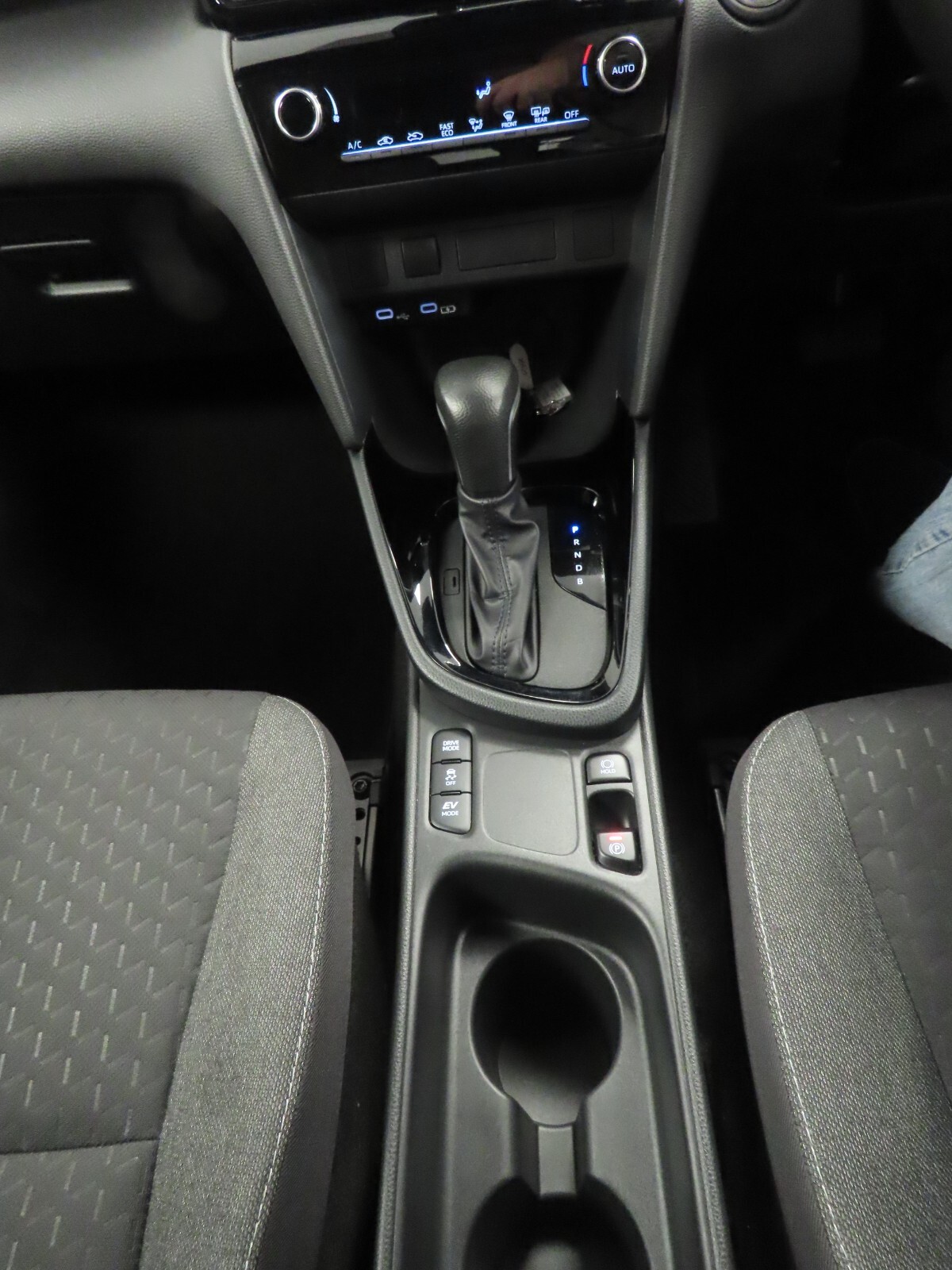 Used Toyota Yaris Cross 2025 for sale - 76321852: Photo 28