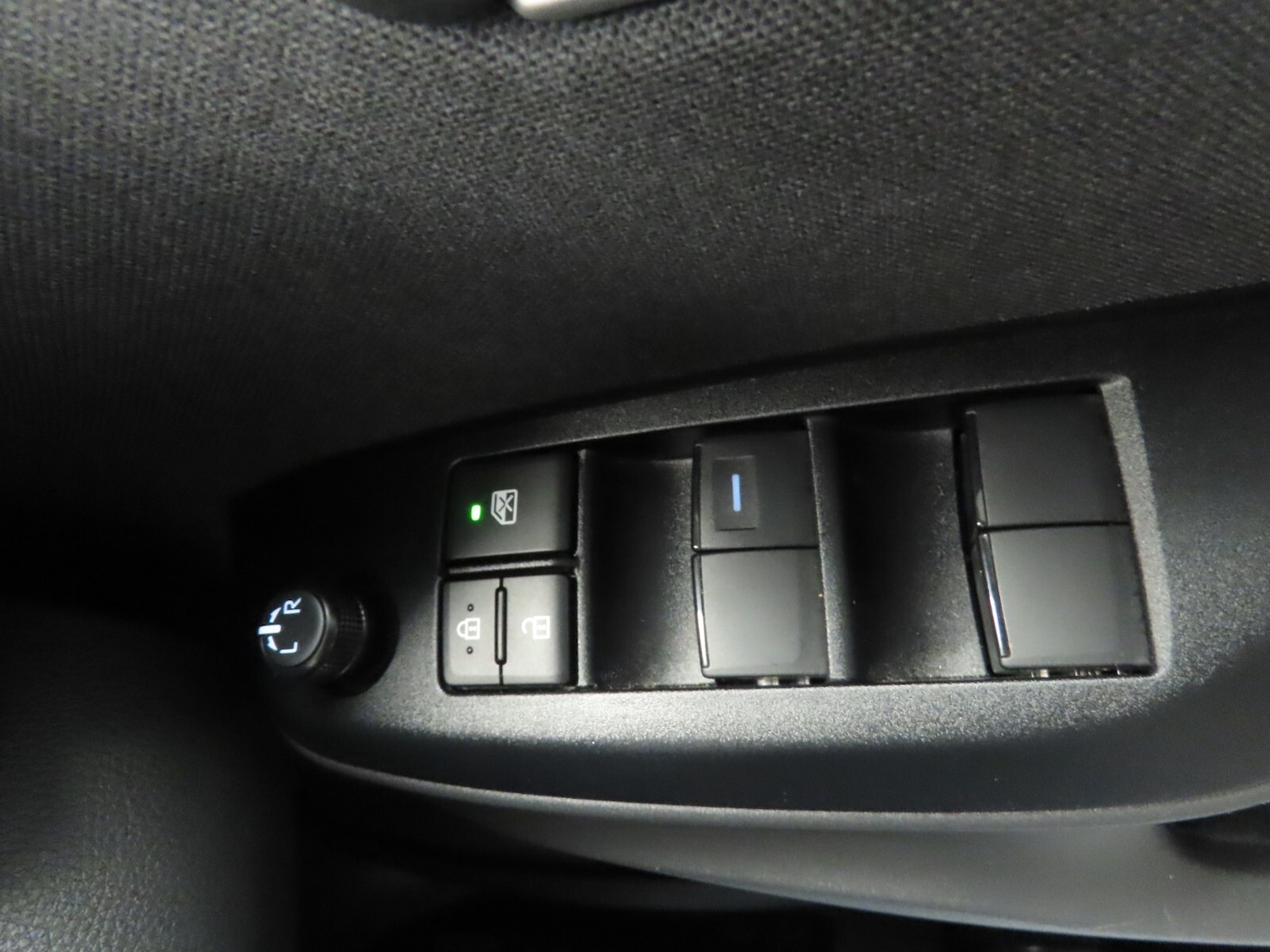 Used Toyota Yaris Cross 2025 for sale - 76321852: Photo 29