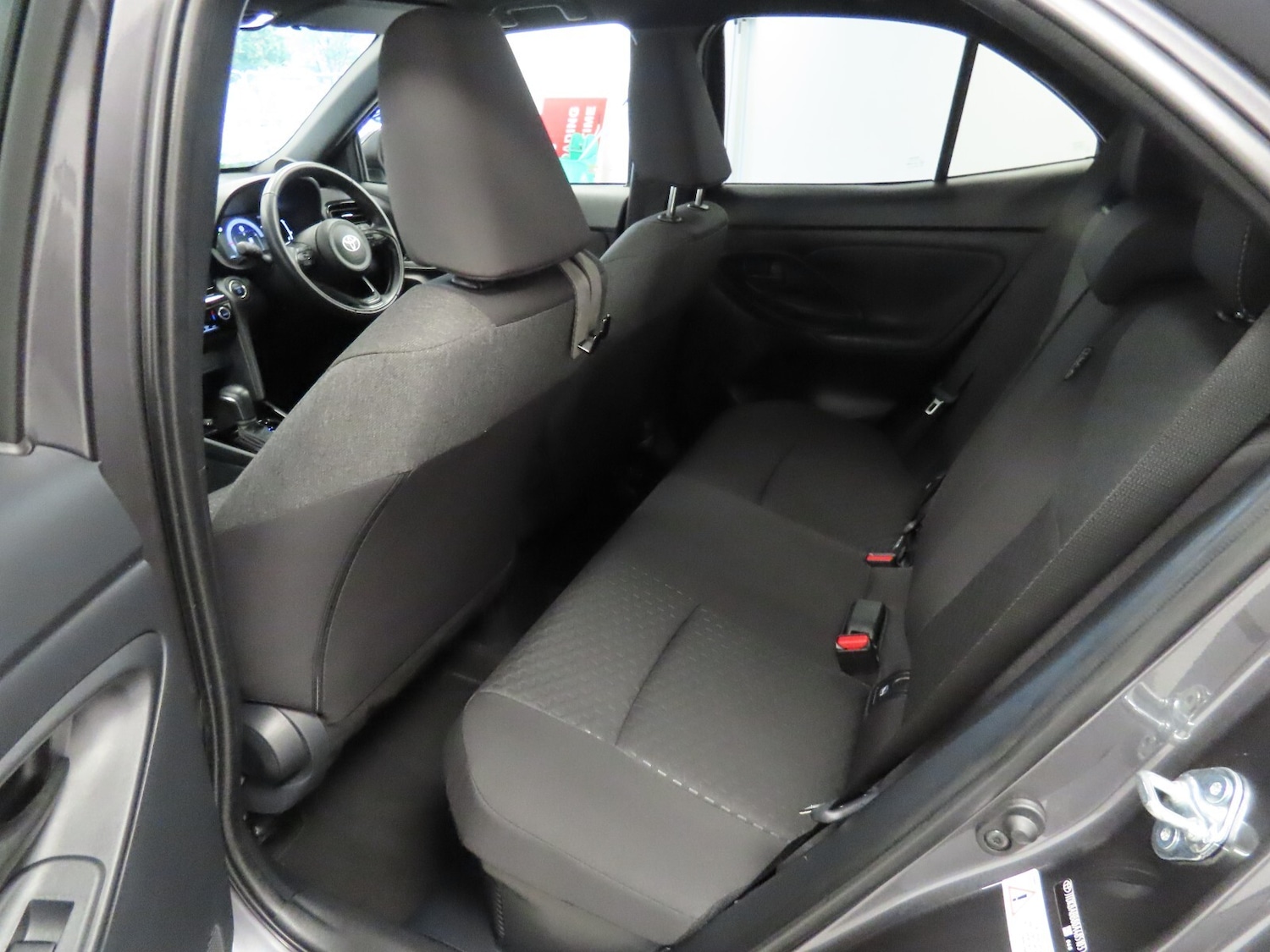 Used Toyota Yaris Cross 2025 for sale - 76321852: Photo 36