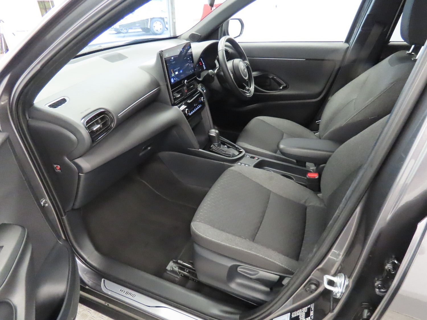 Used Toyota Yaris Cross 2025 for sale - 76321852: Photo 38