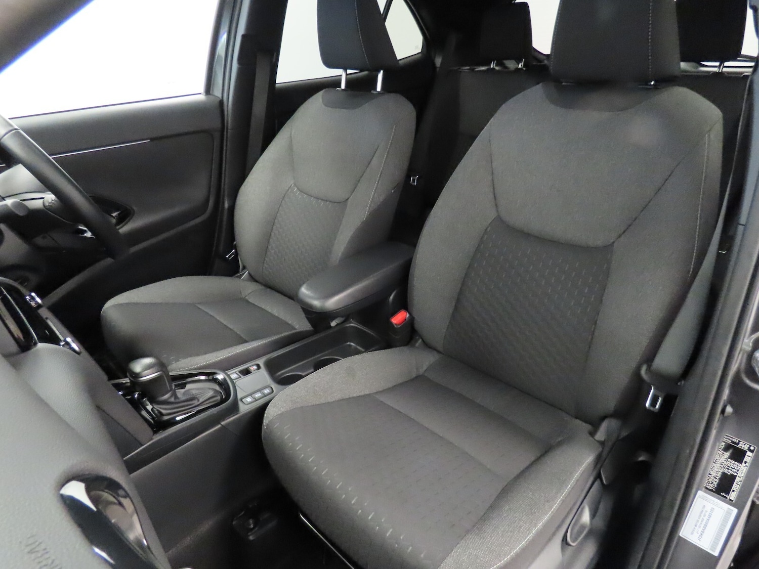 Used Toyota Yaris Cross 2025 for sale - 76321852: Photo 39