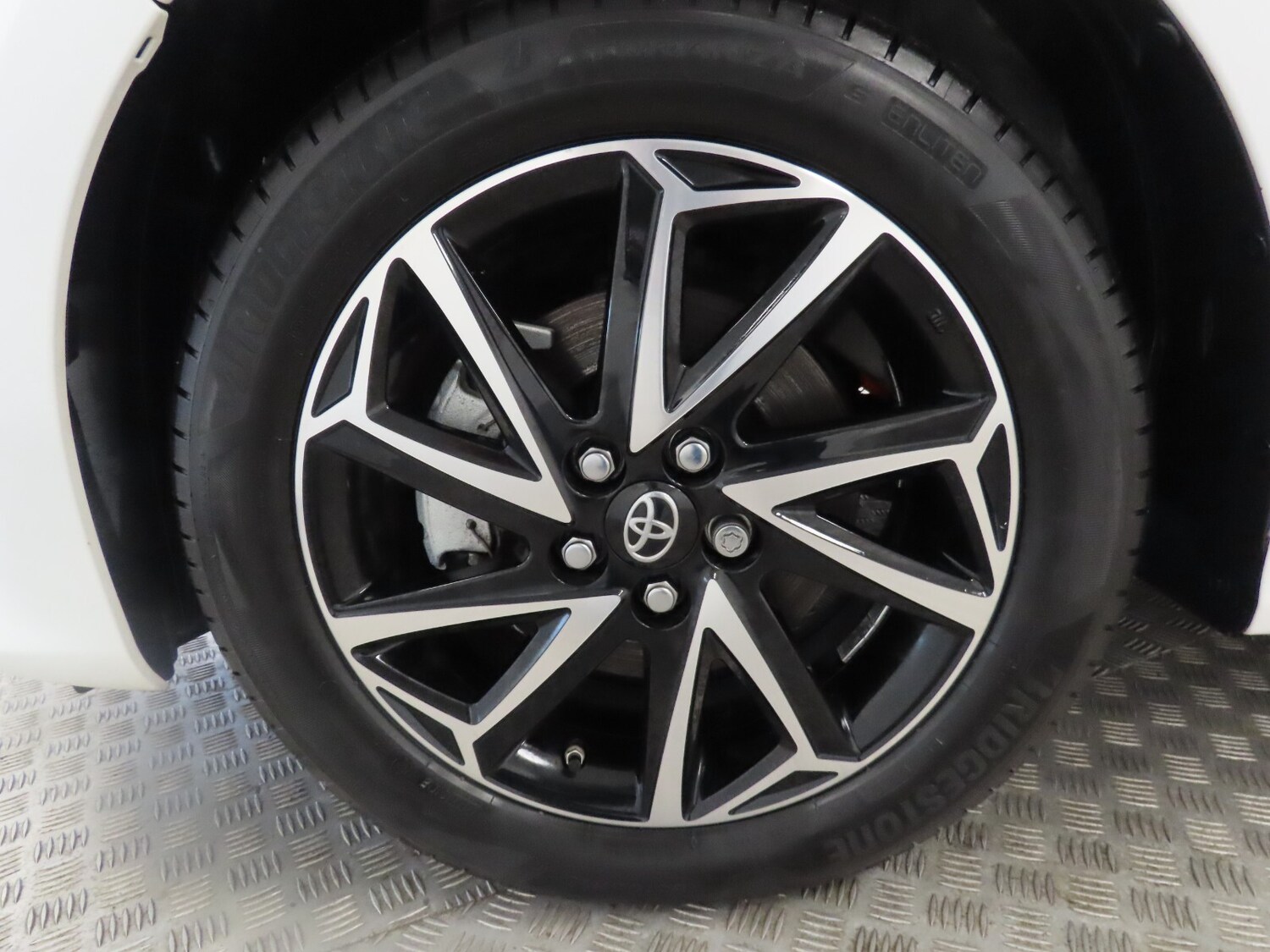 Used Toyota Yaris 2023 for sale - 76533922: Photo 13