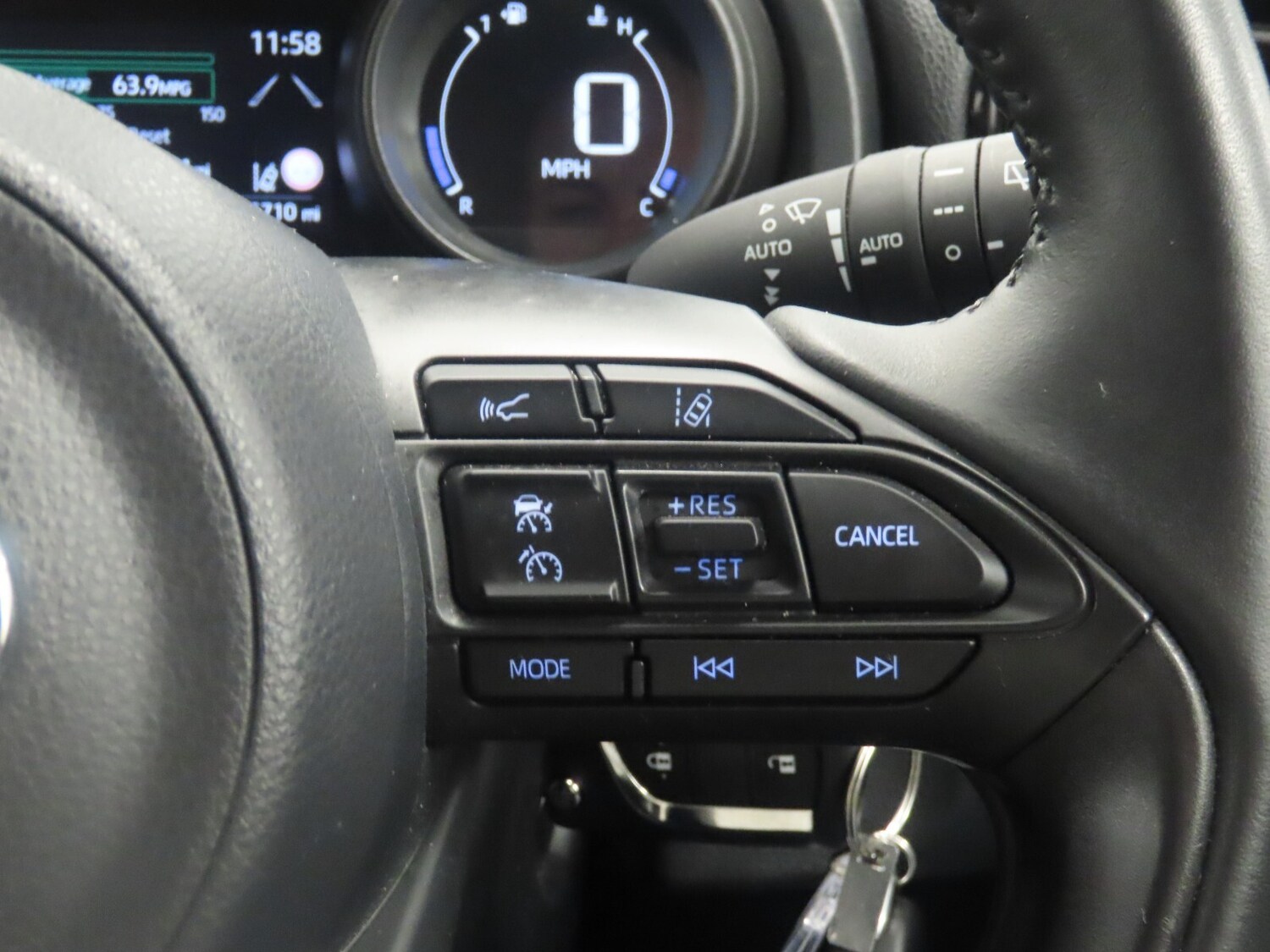 Used Toyota Yaris 2023 for sale - 76533922: Photo 19